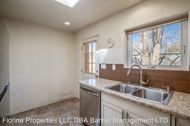 Building Photo - 2 br, 1 bath House - 612 Franklin Ave.