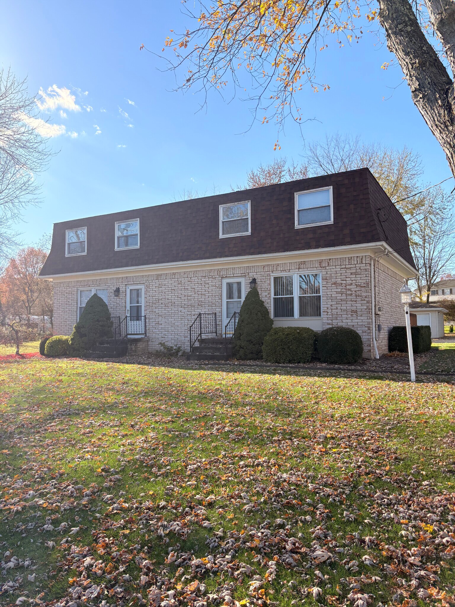 1436 North Rd SE Warren, OH 44484 – photo 1