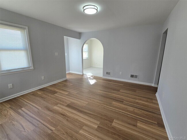 Foto del edificio - 153 Barwick Blvd