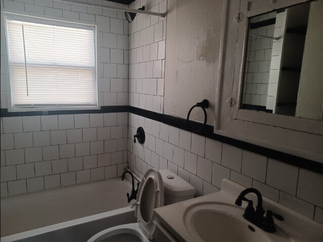 Foto del edificio - 406 N Erie St