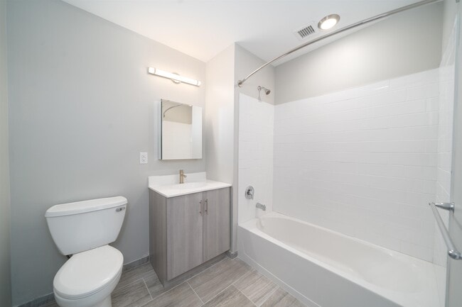 Foto del edificio - 201 Cornelison Ave