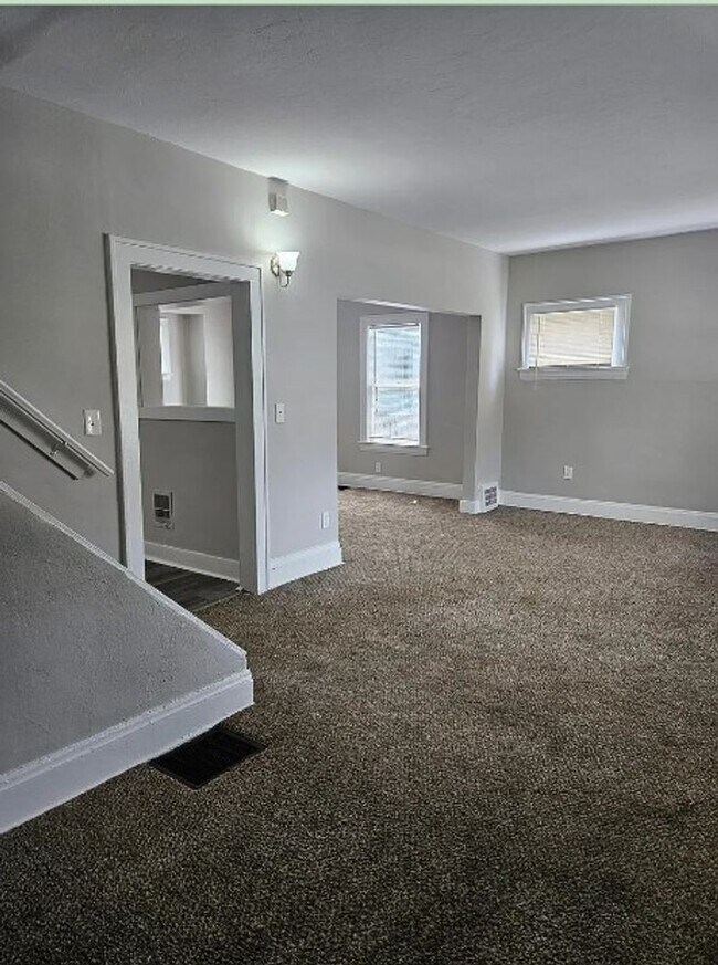 Foto del edificio - 4-Bed Family Oasis: Your Next Home Awaits!