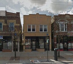 Building Photo - 3523 W Fullerton Ave