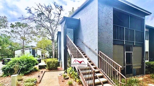 Building Photo - 151 Waterfall Way
