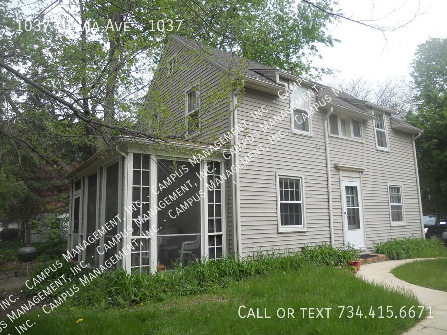 Primary Photo - 3 BR Carriage House just south of Hill St