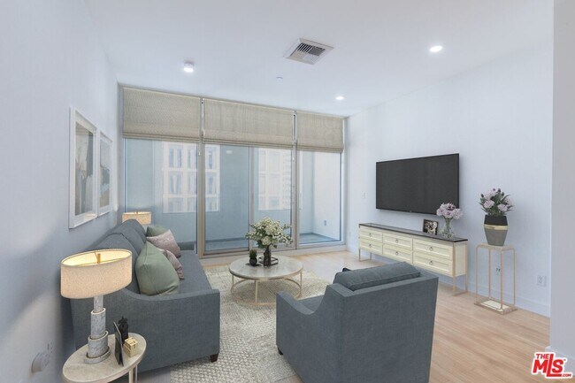 Building Photo - 3810 Wilshire Blvd
