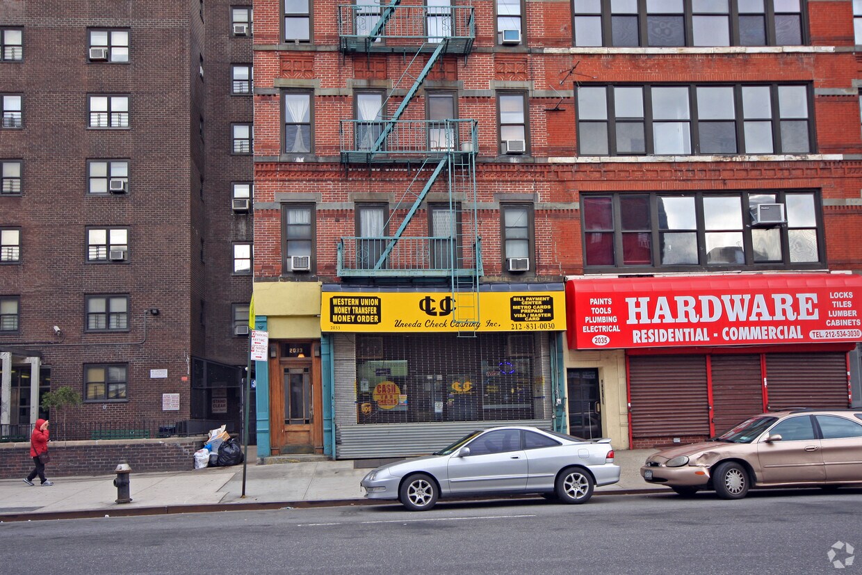 Building Photo - 2033 Second Ave