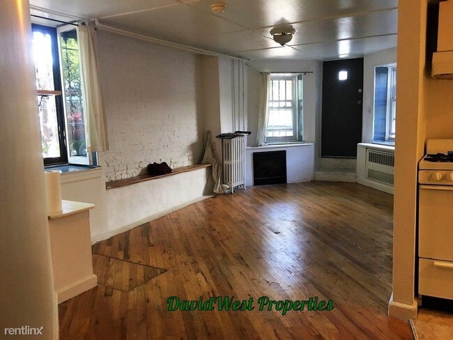 Foto del edificio - 1 br, 1 bath  - 4024 6th Ave