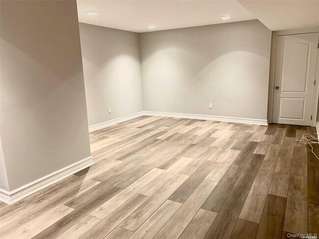 Foto del edificio - 1 W Owen St