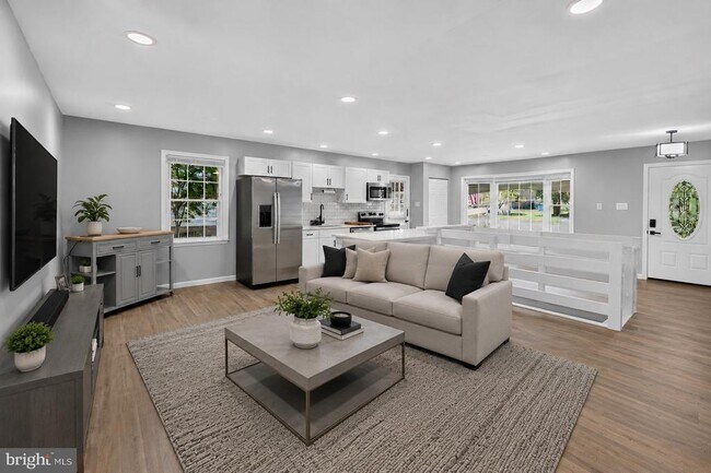 Foto del edificio - 4752 Carterwood Dr