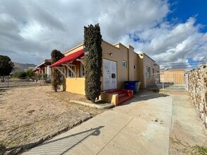 Building Photo - 3925 Mountain