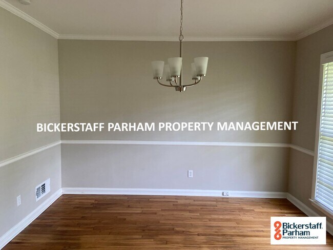 Building Photo - Modern Conveniences & Entertainment, All W...