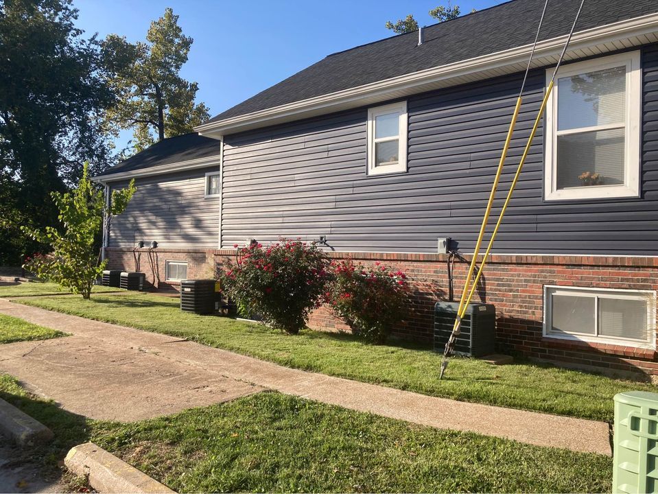 Building - 801 Butler Ct