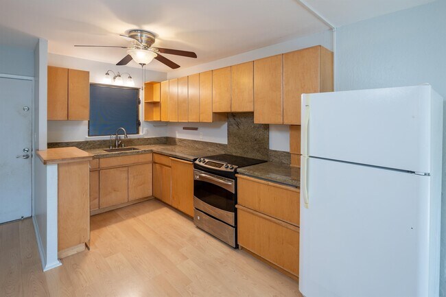 Building Photo - 3071 Pualei Cir