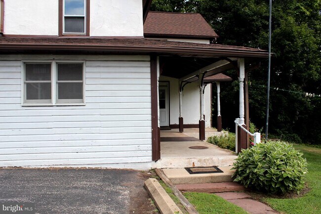 Building Photo - 3332 W Skippack Pike