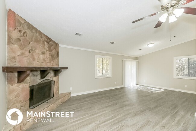 Foto del edificio - 640 Post Oak Rd