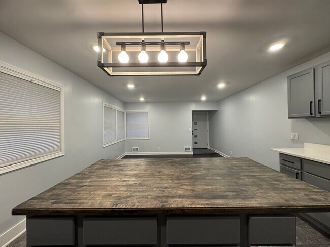 Foto del edificio - 3301 Johnson St NE