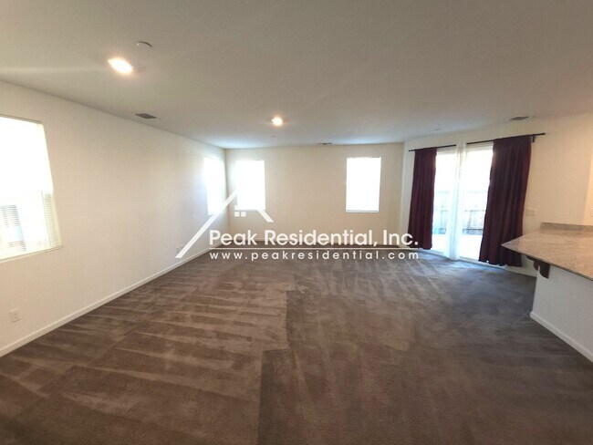Foto del edificio - Newer North Natomas 4bd/3ba Home!