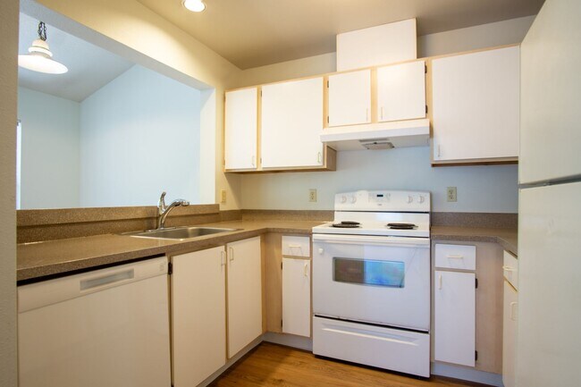 Building Photo - Major Updates: Vaulted Ceiling Spacious 2-Bed 2-Bath w DW, WD, Balcony!