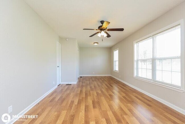 Building Photo - 380 MEADOWVIEW DR, CHRISTIANA, TN 37037