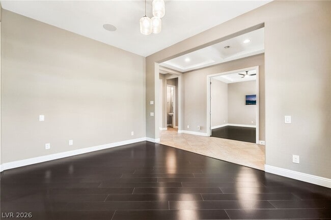 Building Photo - 2501 Luberon Dr