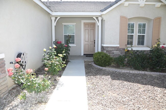 Building Photo - 43429 Elena St