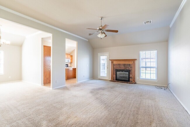 Building Photo - BA Beauty!! Available Soon!!