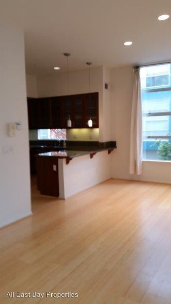 Building Photo - 2 br, 2.5 bath House - 36 Loop 22