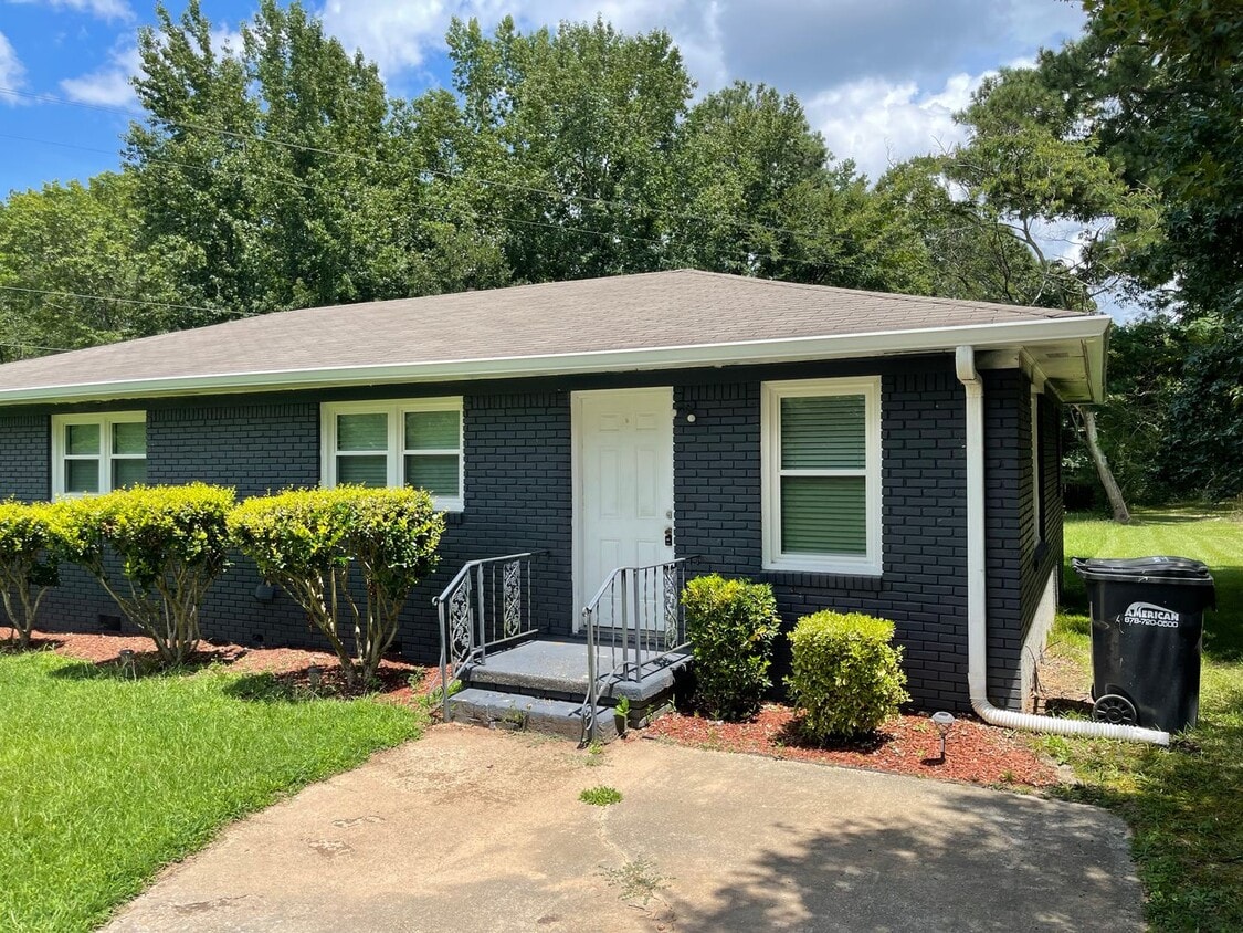 Primary Photo - 4531 Wesley Dr