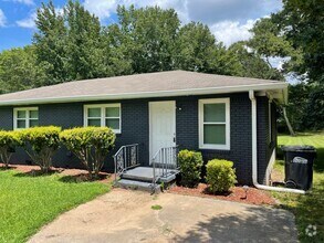 Building Photo - 4531 Wesley Dr