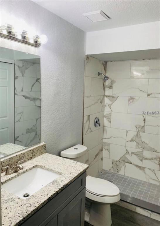 Foto del edificio - 3118 Harmon Ln