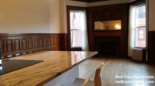 Foto del edificio - 849 Beacon St