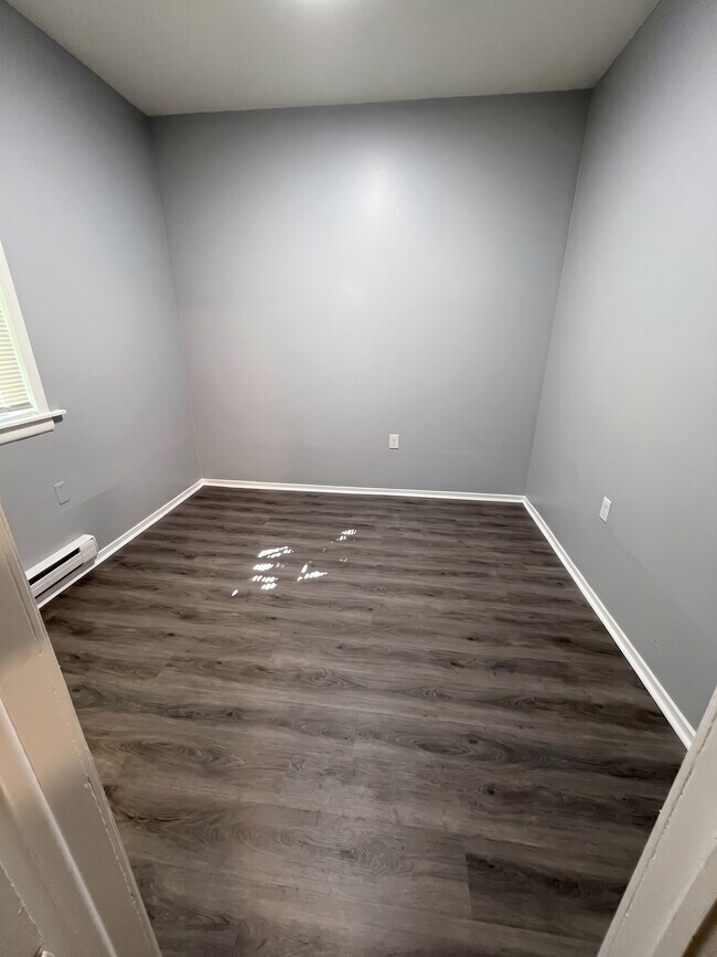Foto del edificio - 531 E 10th St