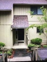 Building Photo - 104 Harbor Lights Dr