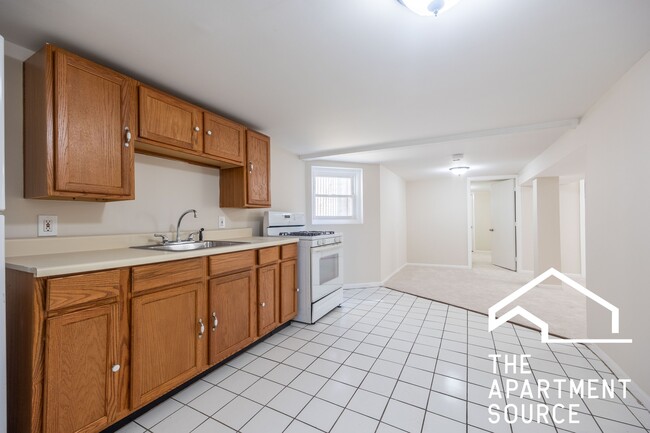 Photo - 2110 N Avers Ave Apartment