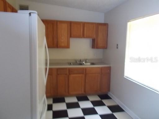 Foto del edificio - 5217 Montague Pl
