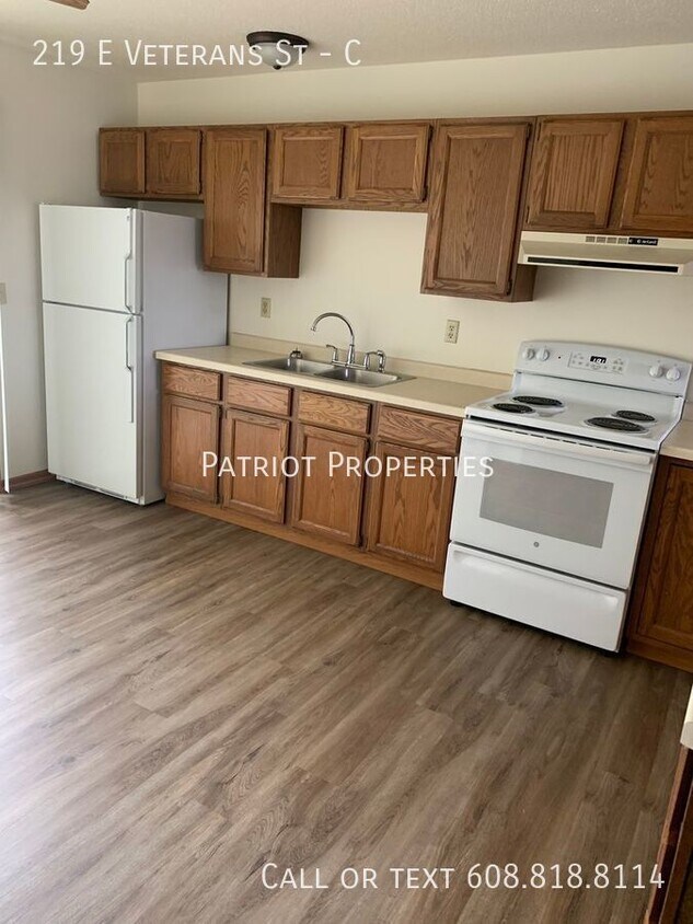 219 E Veterans St Unit C, Tomah, WI 54660 Room for Rent in Tomah, WI