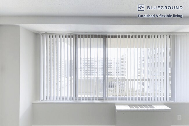 Foto del edificio - 2111 Richmond Hwy