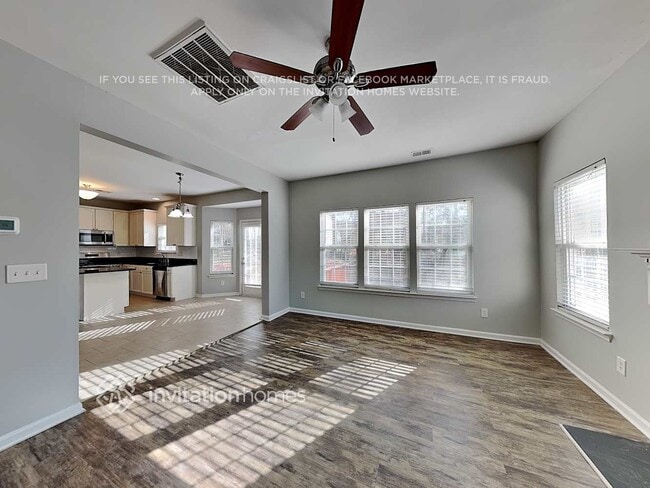 Foto del edificio - 12145 Autumn Winds Ln