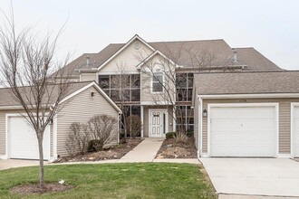 Building Photo - 1550 Oakfield Dr