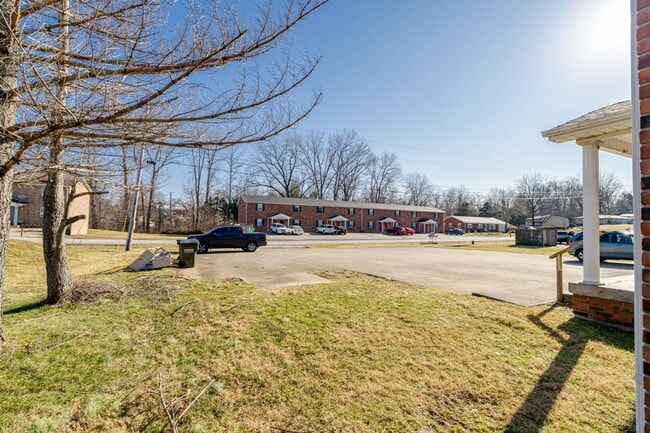 Building Photo - 313 Berkley Ct