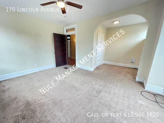 Building Photo - 3 Bed, 1 Bath Apartment in Bellevue