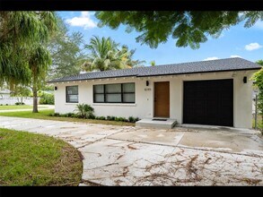 Building Photo - 5191 SW 67th Ave