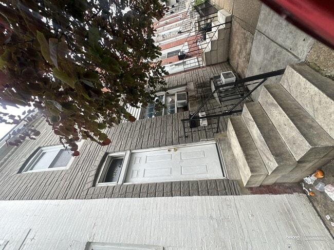 Building Photo - 3421 E Baltimore St