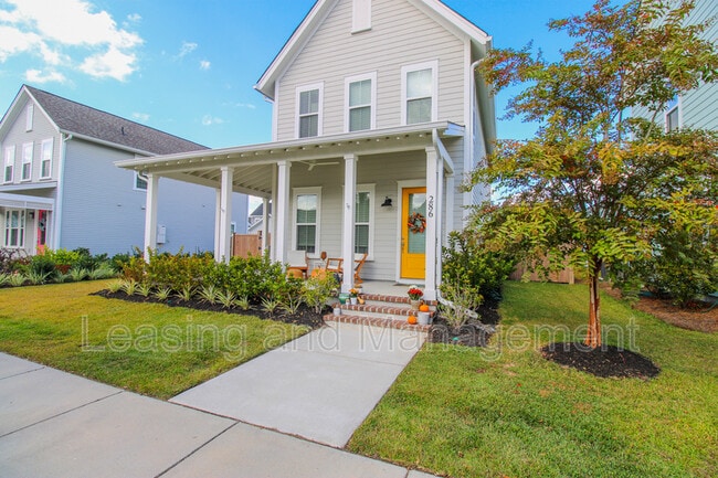 Building Photo - 286 Great Lawn Dr