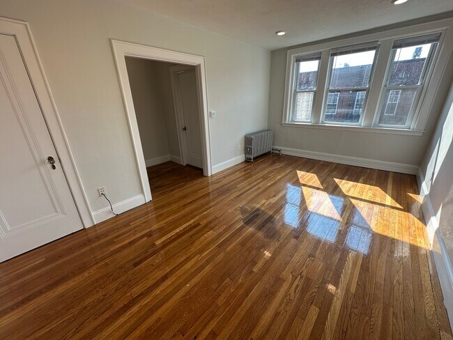 Foto del edificio - 140 Highland Ave