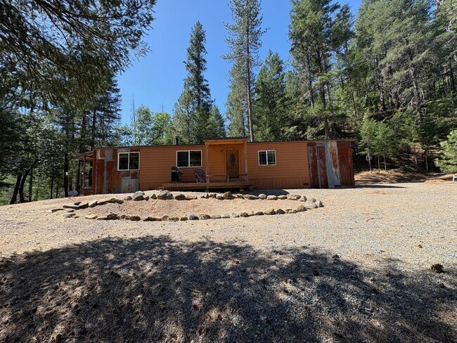 Building Photo - 2661 Poker Bar Rd