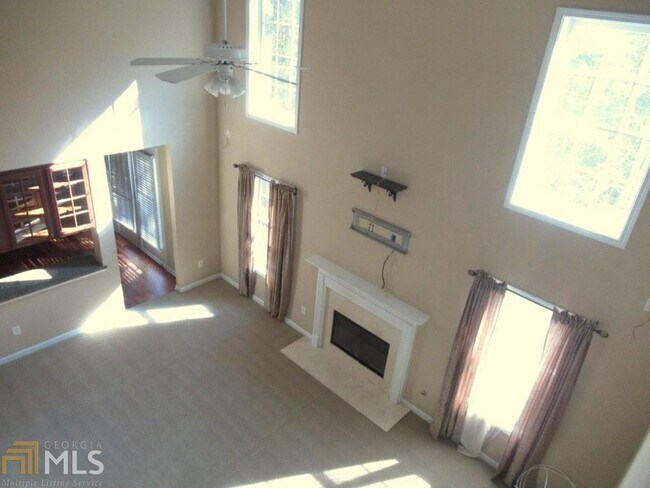 Foto del edificio - 3442 Hamlin Square SW