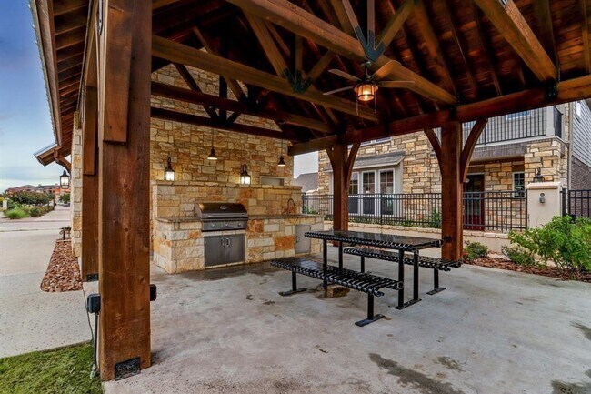 Building Photo - 9513 Towne Lake Pkwy