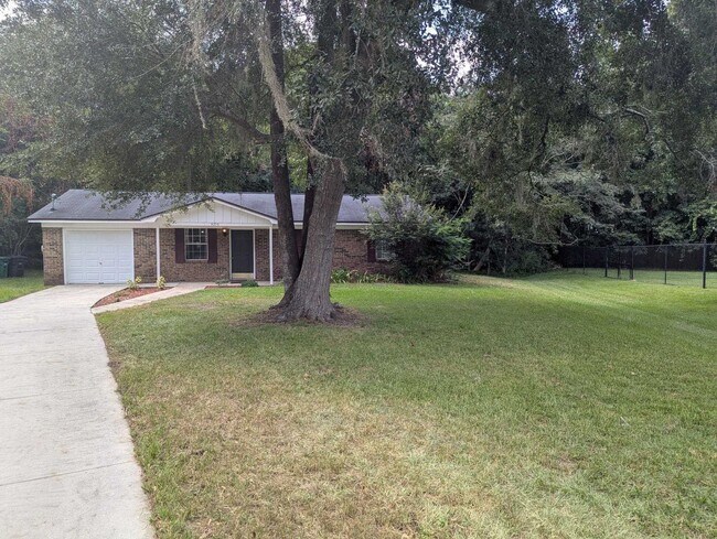 Foto del edificio - 4256 Carrington Ct